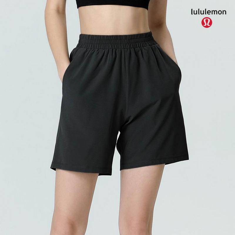 Lululemon Women's Shorts 114